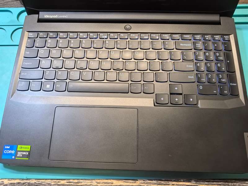 GAMING BEAST!*LENOVO IDEAPAD GAMING 3*i5-11320H*NVIDIA RTX3050*16GB RAM*512GB NVME SSD