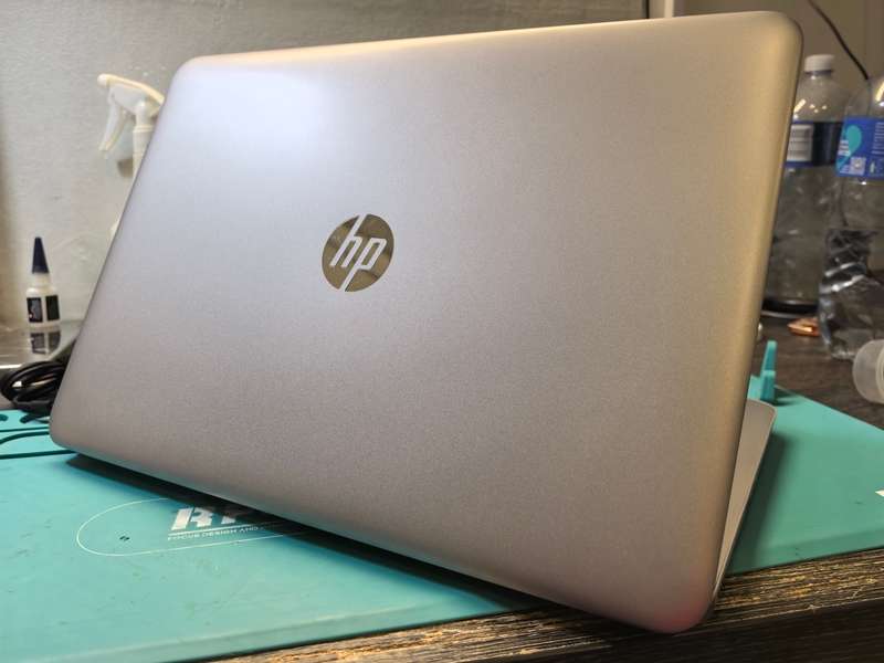 HP PROBOOK 450 G4*I3-7100u*8GB*256GB SSD-HD-DVD-HD GRAPHICS