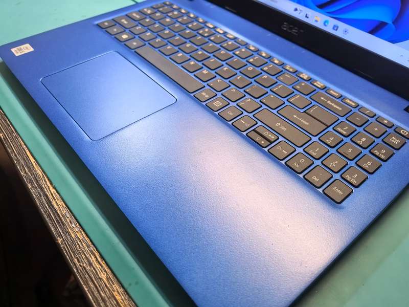 QUAD CORE 10TH GEN i5-ACER ASPIRE 3-i5-10210u-20GB DDR4-512GB SSD*HD