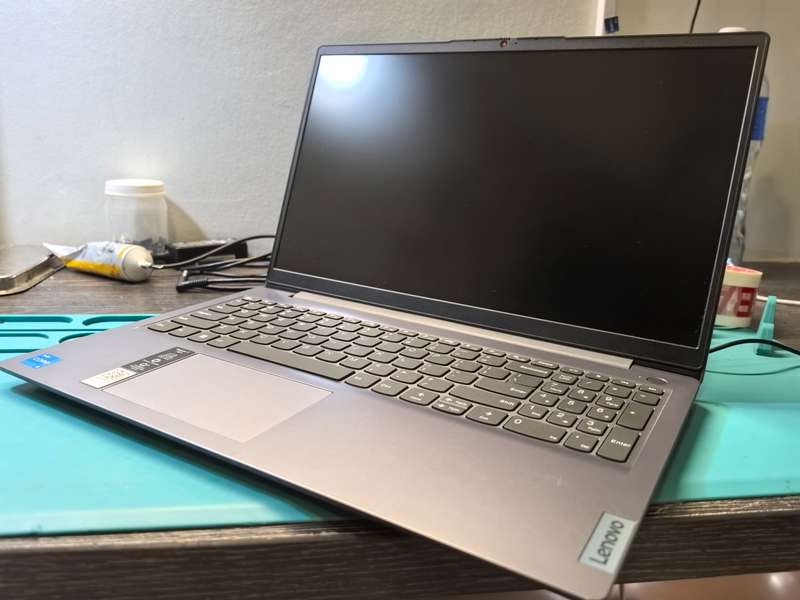 11TH GEN-LENOVO IDEAPAD 3*i3-1115G4*8GB DDR4*512GB SSD*FULL HD*G4 GRAPHICS*