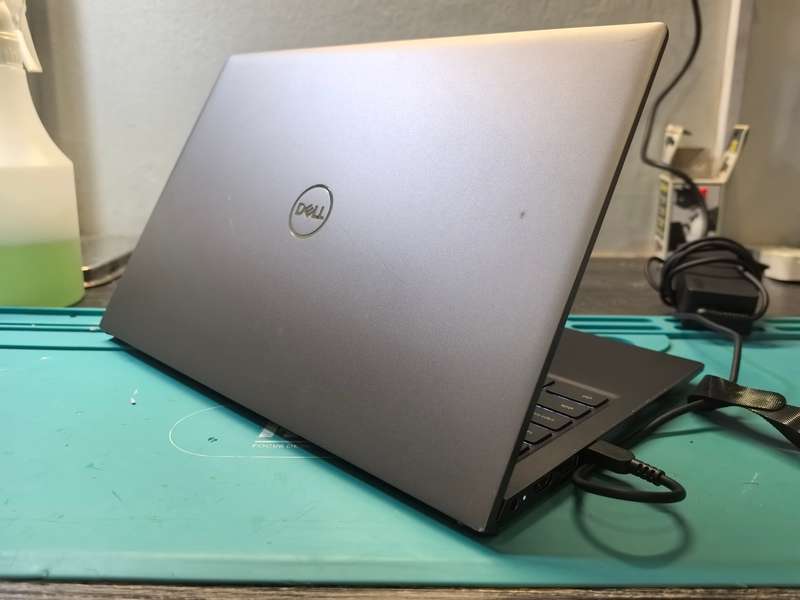 LATE ENTRY-DELL VOSTRO 5410-i5-11300H-16GB DDR4*512GB SSD*FHD*IR*BACKLIT