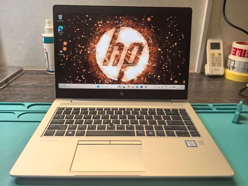QUAD CORE i5-HP ELITEBOOK 840 G6*i5-8265U*8GB DDR*256GB SSD*FHD*