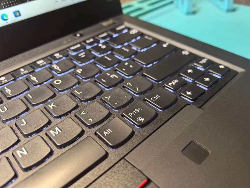 TOUCHSCREEN-Quad Core i7-Lenovo ThinkPad T490-i7-8665u-FHD-32GB RAM-1000GB SSD