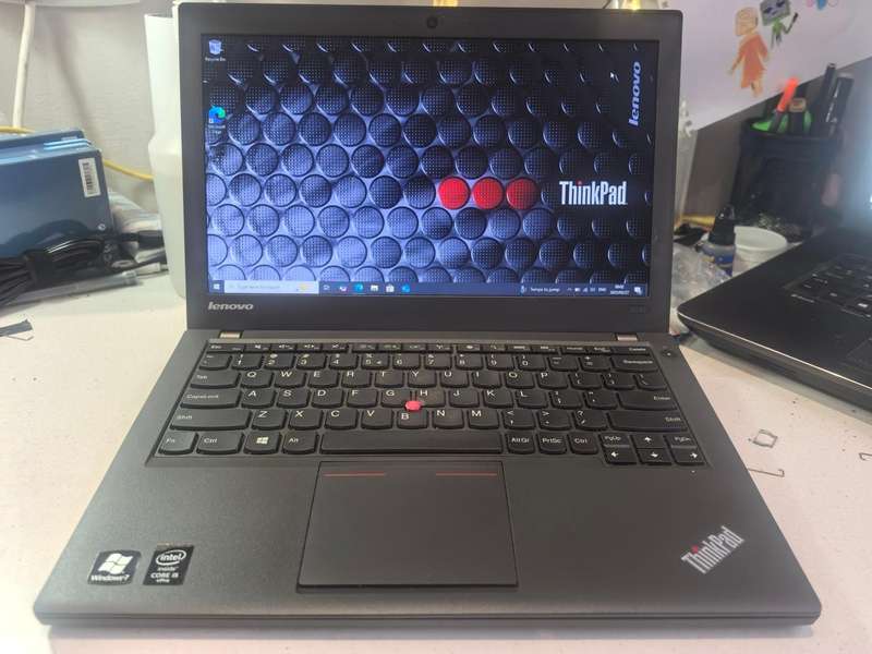 ULTRABOOK*LENOVO THINKPAD X240*i5-4300U*8GB DDR4-256GB SSD*4G*