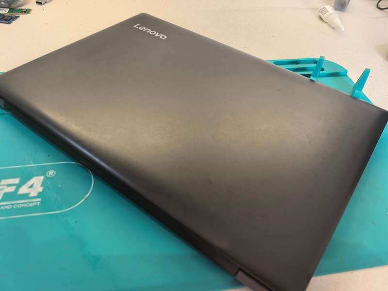 LENOVO IDEAPAD 320*i3-6006U*8GB DDR4*250GB SSD-FHD