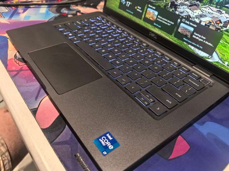 Carbon Ultrabook-Dell Latitude 7320-i7-1185G7-16GB-512GB SSD-FHD-Backlit