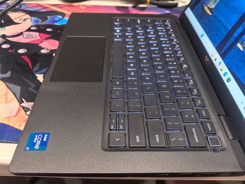 Carbon Ultrabook-Dell Latitude 7320-i7-1185G7-16GB-512GB SSD-FHD-Backlit