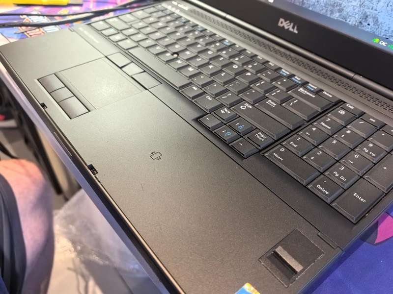*DELL PRECISION M4800*i7-4810MQ*QUAD CORE*NVIDIA K2100M*8GB*256gb ssd*FHD*