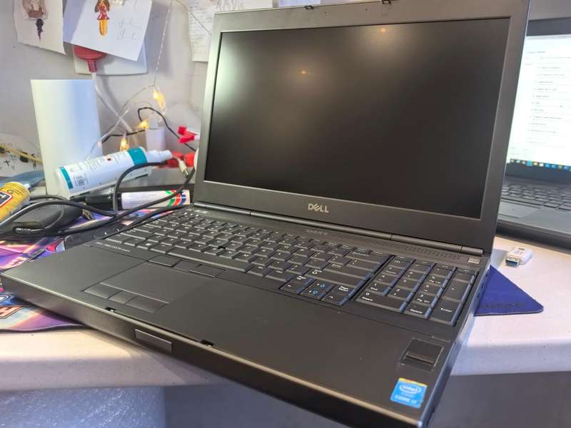 *DELL PRECISION M4800*i7-4810MQ*QUAD CORE*NVIDIA K2100M*8GB*256gb ssd*FHD*