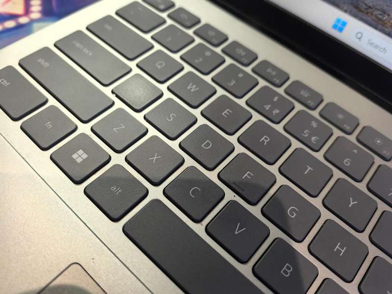 12TH GEN! DELL INSPIRON 5420*i5-1235U*8GB*512GB SSD*FHD*G7 GRAPHICS