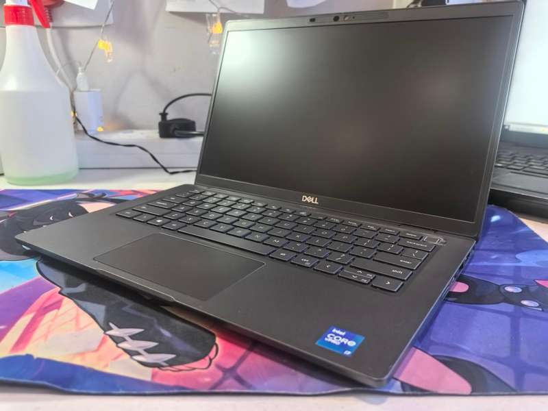 Carbon Ultrabook-Dell Latitude 7320-i7-1185G7-16GB-512GB SSD-FHD-Backlit
