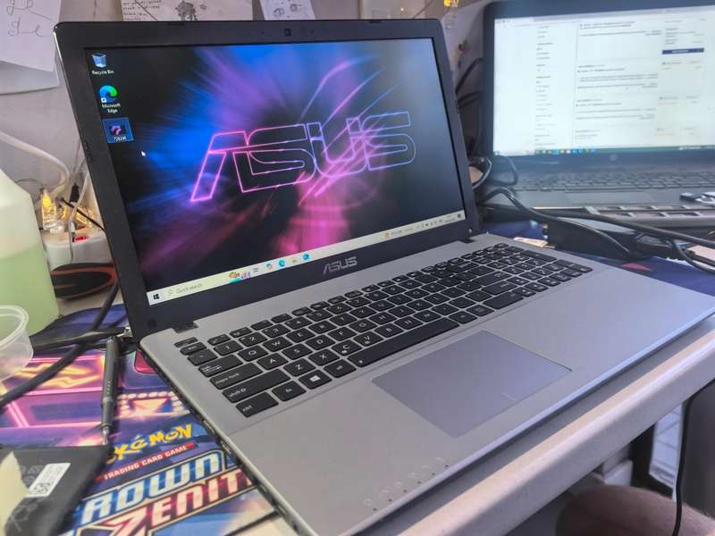 *ICE COOL TECH*FAST*ASUS X550L*i5-4200M*8GB DDR3*256GB SSD*SONICMASTER*HD-DVD