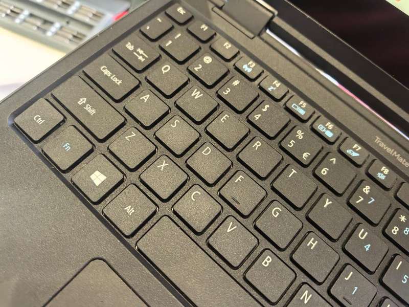 *ACER TRAVELMATE SPIN B118*N4000*4GB RAM*128GB SSD*TOUCHSCREEN*360`FLIP*FHD*