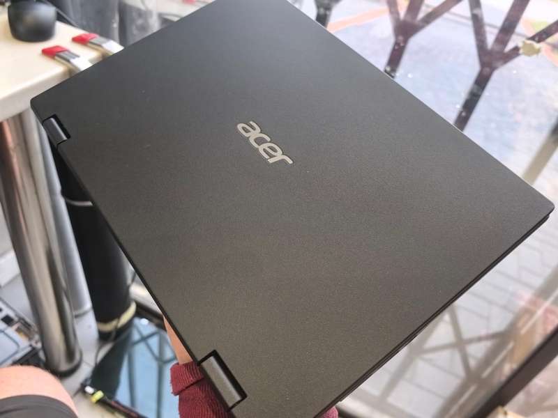 *ACER TRAVELMATE SPIN B118*N4000*4GB RAM*128GB SSD*TOUCHSCREEN*360`FLIP*FHD*