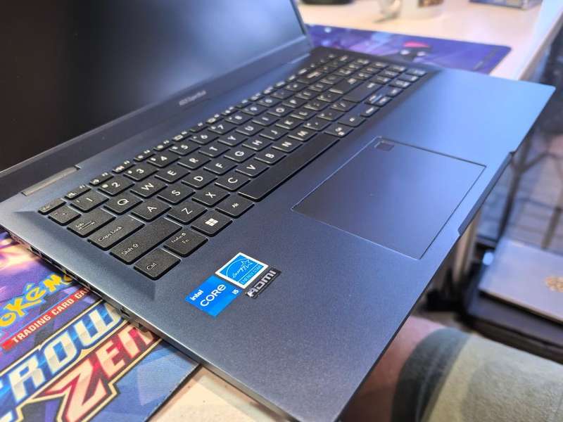 12th GEN*ASUS EXPERTBOOK B5102CE*i5-1135G7*16GB RAM*1000GB SSD*FHD*G7 GRAPHICS*