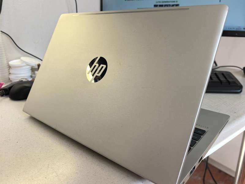 HP ProBook 640 G8 16GB DDR4 256GB SSD FHD 10 Cores Backlit