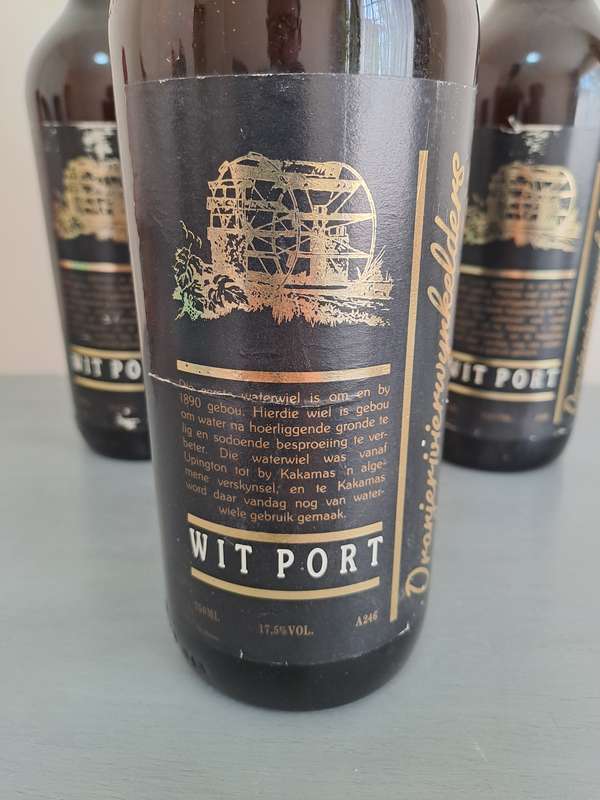 3 x 1980's Oranjerivierwynkelders Wit Port, 750ml, 17.5%