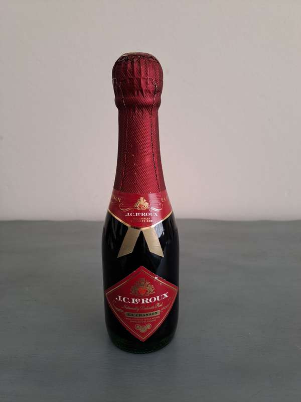 1990's J.C. Le Roux Sparkling Red Wine, 187ml, 7.5%
