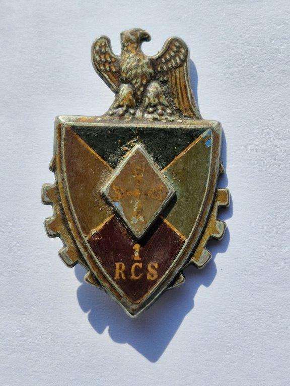 Original Vintage FRENCH ARMY 1 RCS Pocket BADGE