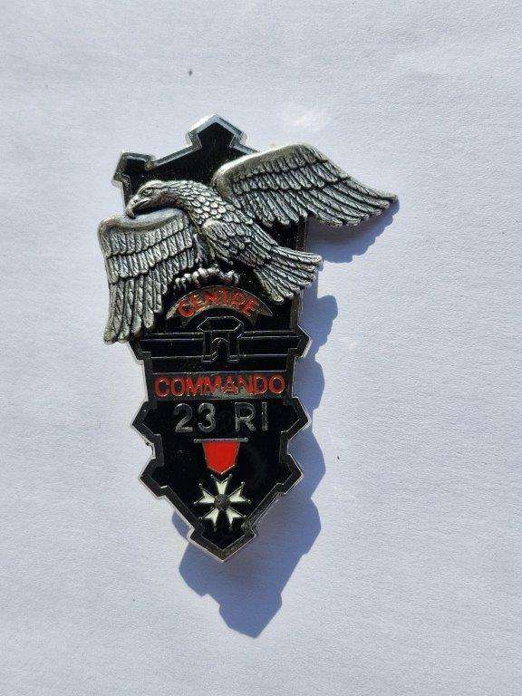 FRENCH ARMY COMMANDO CENTRE INFANTRY REGIMENT 23 RI BADGE