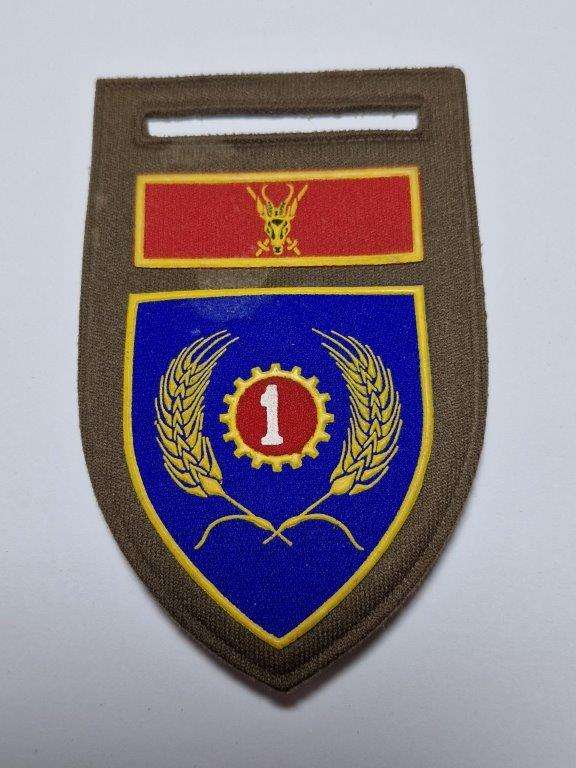 SADF 1 Maintenance Unit tupperware shoulder flash. Pin intact