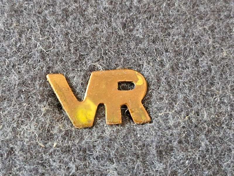 Royal Rhodesian Air Force Volunteer Reserve Collar badge.