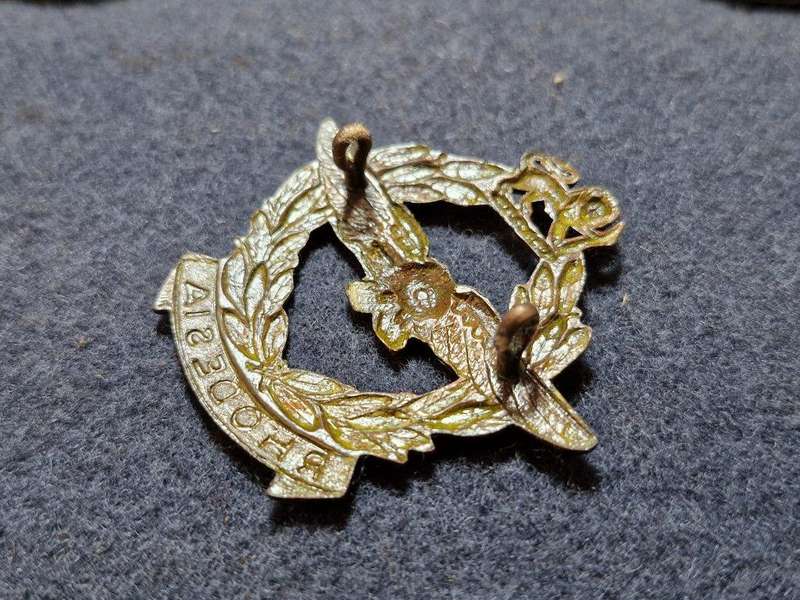 Southern Rhodesian Air Force Pilots Cap Badge 1935-45