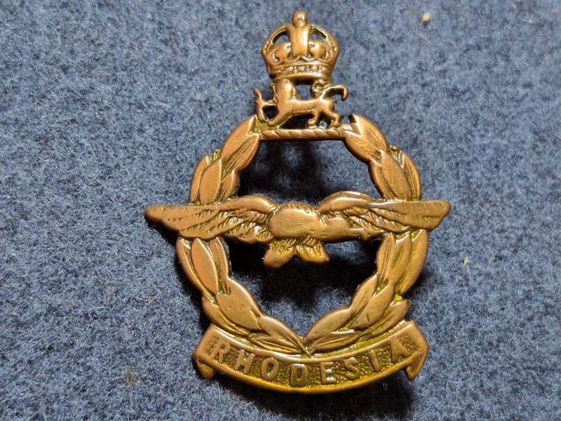 Southern Rhodesian Air Force Cap Badge 1945-53 One lug missing