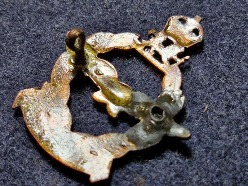 Southern Rhodesian Air Force Cap Badge 1945-53 One lug missing