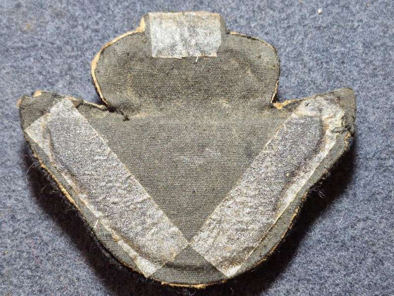 Rhodesian Air Force Officer's Cap badge 1953-65 British Made by Firmin