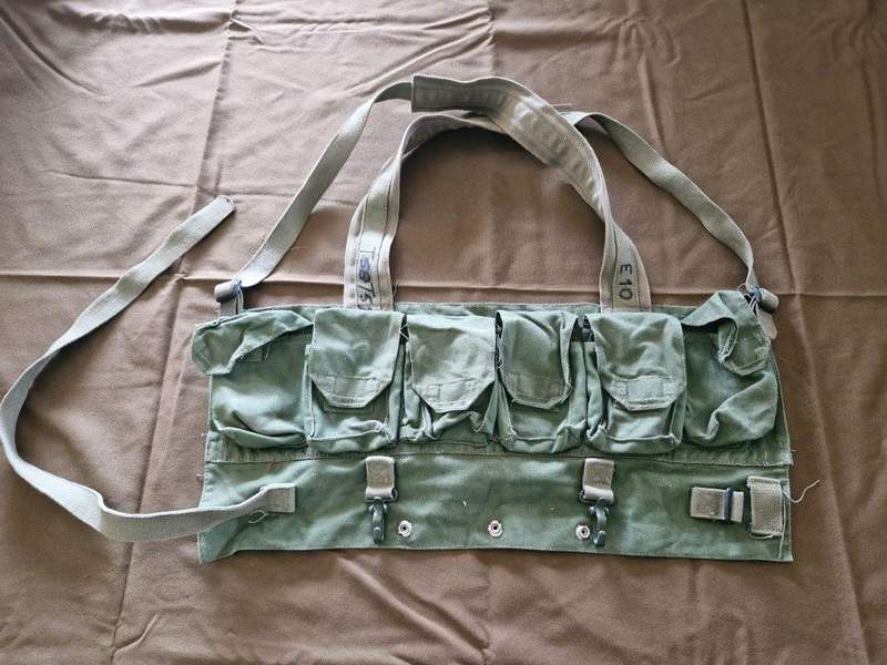 SADF/Rhodesia Bush War Experimental chest rig?