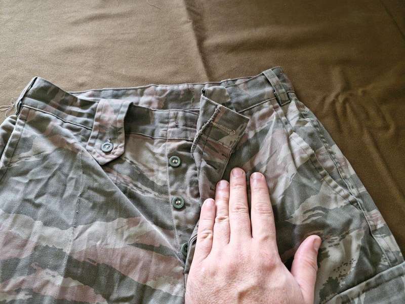 South African Bush War Portuguese Lizard pattern camo trousers. 38 Cm across waist