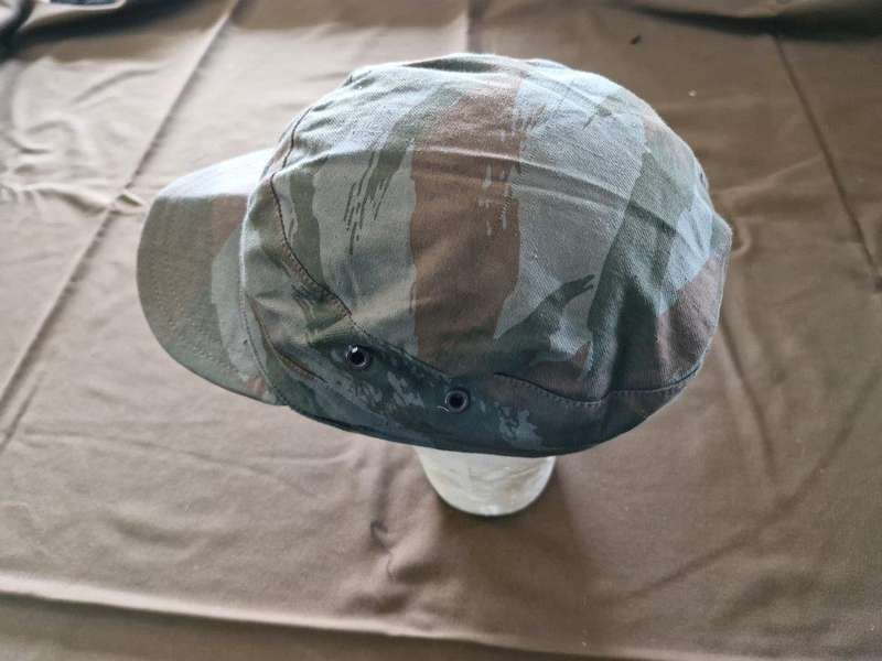South African Bush War FAPLA Lizard pattern camo Cap. Size 55. Peak broken.