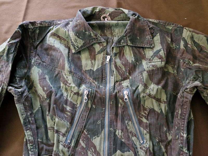 SADF Bush War Portuguese Vertical Lizard pattern camo Flight Suit. 52 Cm Armpit to Armpit, 40 Cm Wai