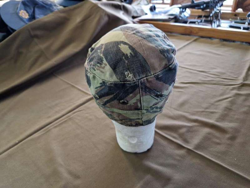 Unknown Lizard/Tiger stripe Camo pattern cap. 58 Cm. Has field repairs.