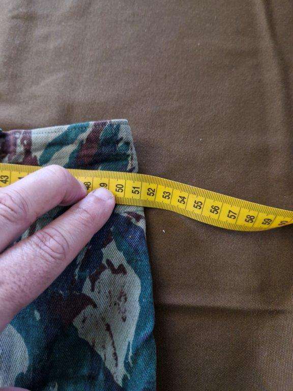 Egyptian Green Vertical Lizard Camo trousers. 51 Cm across waist.
