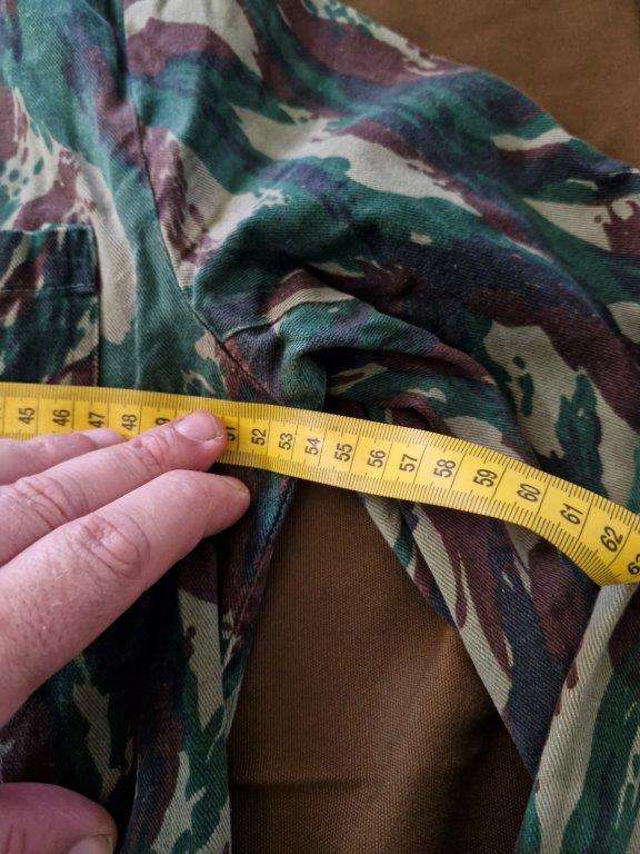 Egyptian Green Vertical Lizard Camo Jacket. 53 Cm armpit to armpit.