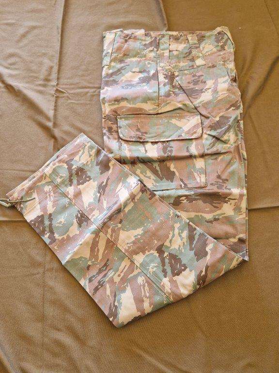 SADF 32 Battalion Camo Trousers. 43 CM across waist.