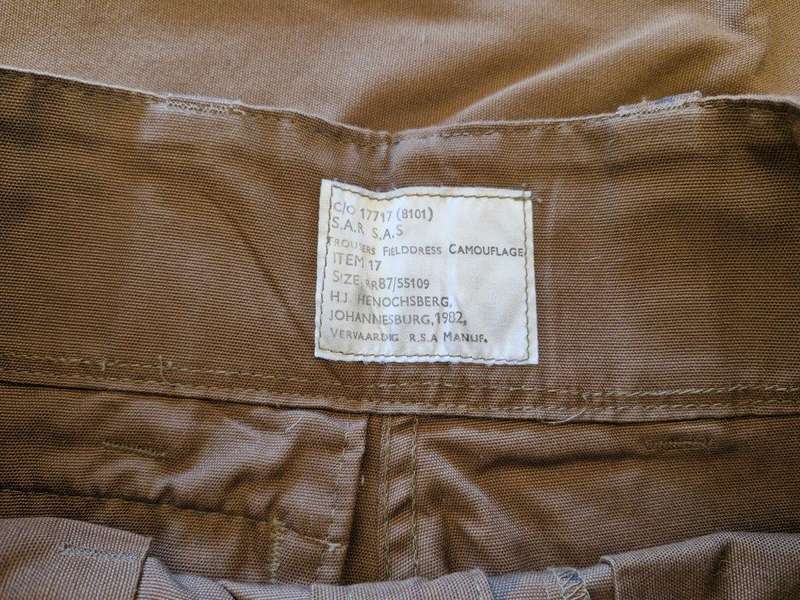 South African Railway Police Camo Trousers. 43 CM across waist.