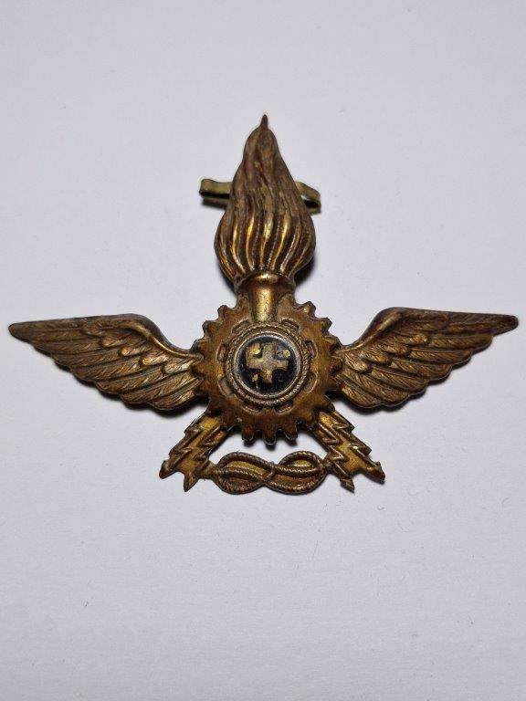 WW2 Italian Air Force Helmet Badge. One set of Fastening plates missing.