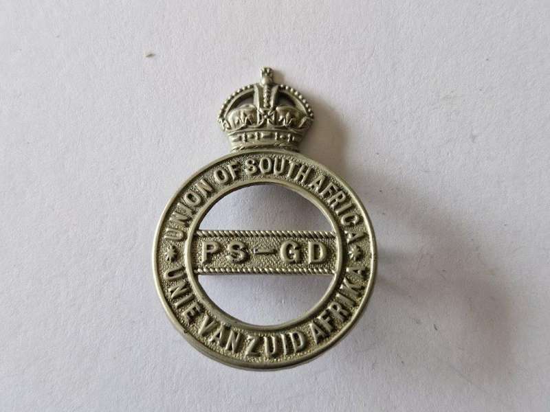 Union Of South Africa Prison Services cap badge