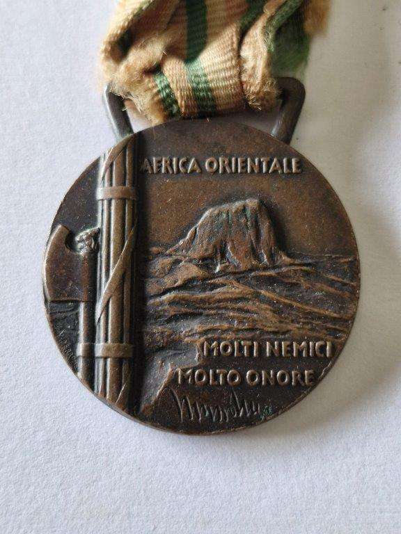 Italian WWII Africa Orientale Medal.