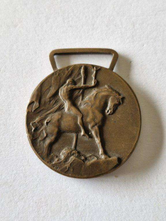 WWII Italian Commemorative Medal for the Fascist Campaign