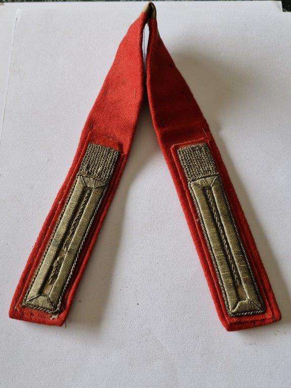Italian WWII Carbeniere gorget ranks