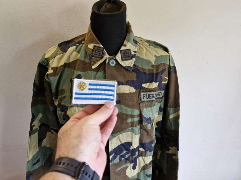 BDU Camo Combat Jacket with Argentina Patch. 56 Cm armpit to armpit