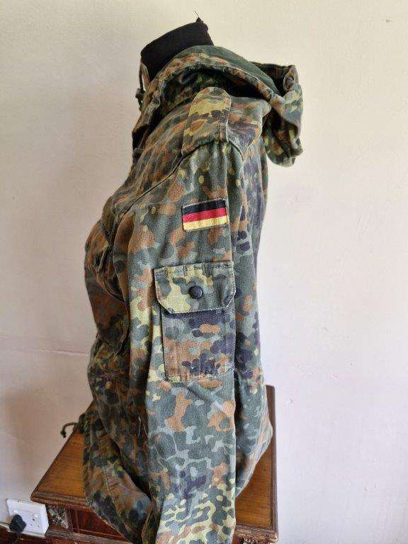 German Flecktarn Camo Jacket. 57 Cm Armpit to Armpit.