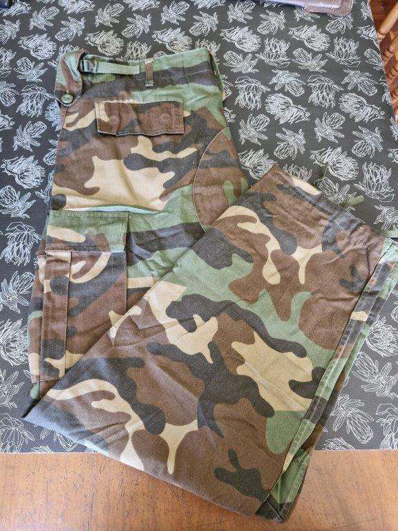 US BDM Camo Trousers. 50 Cm Across waist.