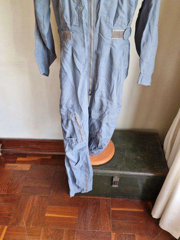 SAAF Lightweight Flight Suit MK7. 52 Cm Armpit to Armpit. Main zip stripped and stitching issues.