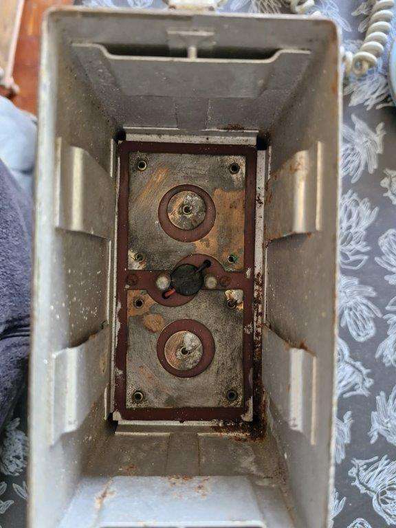 SADF A39 SA Radio. Untested.