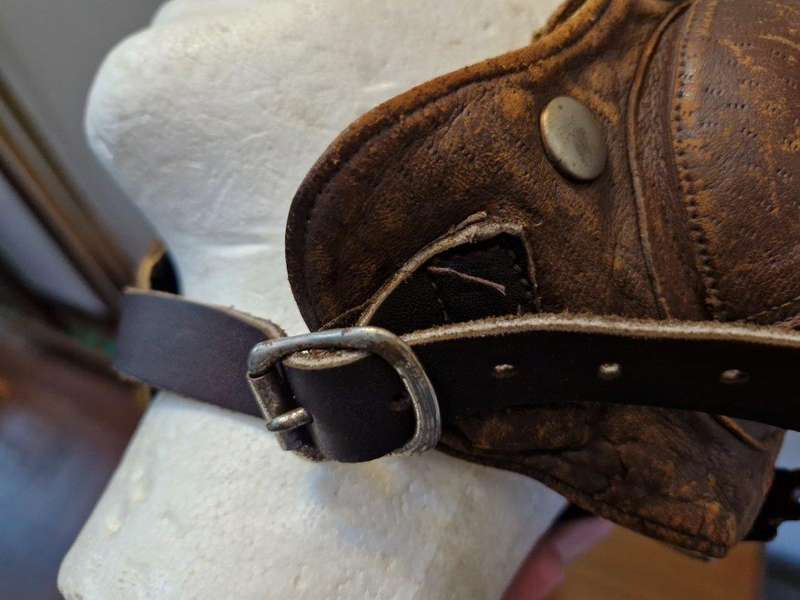 WWII RAF type B flying helmet, Battle of Britain. Age related wear, replaced chinstrap